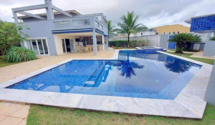Casa à venda na Praia da Enseada - Guarujá/SP.