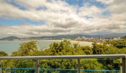 Casa com 4 dormitórios à venda, 284 m² por R$ 4.500.000,00 - Península - Guarujá/SP