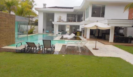 Casa com 6 dormitórios à venda, 580 m² por R$ 5.400.000,00 - Acapulco - Guarujá/SP