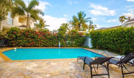 Casa com 5 dormitórios à venda, 346 m² por R$ 3.200.000,00 - Acapulco - Guarujá/SP