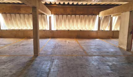 Box/Garagem à venda por R$ 40.000,00 - Pitangueiras - Guarujá/SP