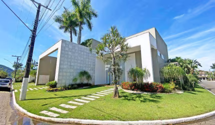 Casa à venda no Condomínio Acapulco - Guarujá / SP.