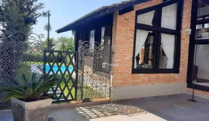 Casa com 4 dormitórios à venda, 288 m² por R$ 2.250.000,00 - Acapulco - Guarujá/SP