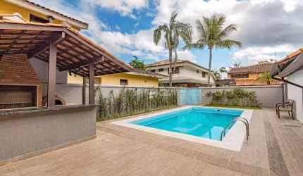Casa  à venda no Acapulco - Guarujá/SP