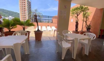 Apartamento perto da praia dois quartos com lazer.