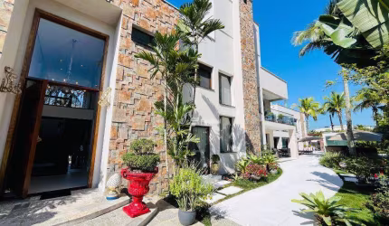 Casa com 7 dormitórios, 776 m² - venda por R$ 14.000.000,00 ou aluguel por R$ 60.000,00/mês - Acapulco - Guarujá/SP
