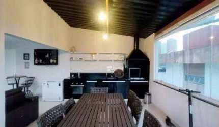 Linda cobertura na região do Tortuga  próximo a praia da Enseada