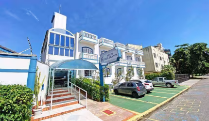 Hotel com 39 dormitórios à venda por R$ 10.000.000,00 - Enseada - Guarujá/SP