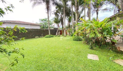 Casa com 4 quartos à venda, 348 m² por R$ 1.200.000 - Jardim Virginia - Guarujá/SP