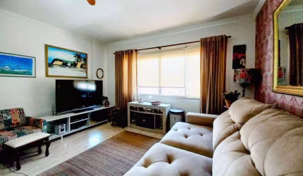 Apartamento à venda, entre a Praia das Astúrias e Praia do Tombo - Guarujá / SP.