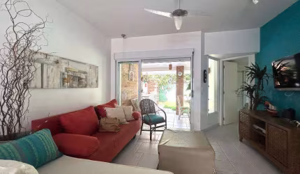 Casa com 2 dormitórios à venda, 56 m² por R$ 470.000,00 - Enseada - Guarujá/SP
