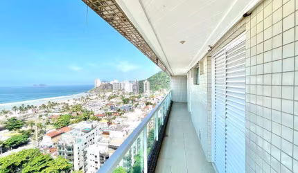 Apartamento à venda na Praia da Enseada- Guarujá / SP.
