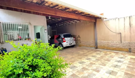 CASA 03 QUARTOS COM SUITE - VISÃO! OPORTUNIDADE!!