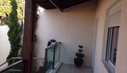 Casa para Venda em Belo Horizonte, Carlos Prates, 4 dormitórios, 3 suítes, 3 banheiros, 3 vagas