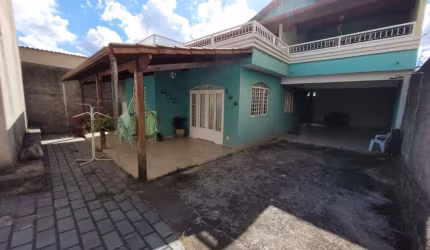 Casa para Venda em Contagem, Novo Progresso, 3 dormitórios, 2 suítes, 3 banheiros, 6 vagas
