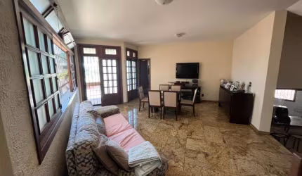 Casa para Venda em Belo Horizonte, Alto Caiçaras, 5 dormitórios, 2 suítes, 5 banheiros, 4 vagas