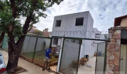 Casa Geminada para Venda em Belo Horizonte, Etelvina Carneiro, 3 dormitórios, 1 suíte, 3 banheiros, 1 vaga