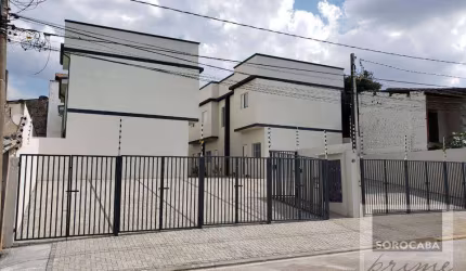 Sobrado com 2 dormitórios à venda, 57 m² por R$ 199.900,00 - Vila Haro - Sorocaba/SP