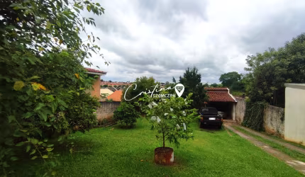 Casa térrea às venda no Pilarzinho, Curitiba-PR