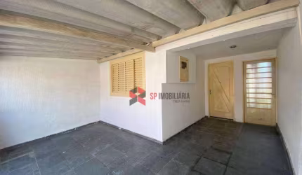 Casa com 3 dormitórios para alugar, 130 m² por R$ 1.300,00/mês - Vila Resende - Caçapava/SP