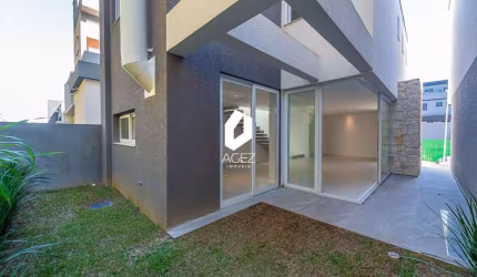 Casa de Condomínio com 3 quartos, sendo 1 suíte, 230 m²