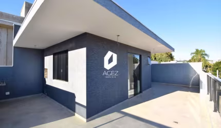 Sobrado com Três Quartos no Guabirotuba