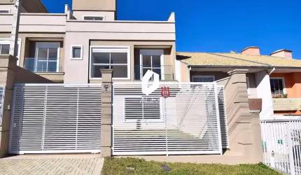 Sobrado novo no Tingui, 146 m2 , 3 quartos sendo 1 suíte. Terraço amplo c/ churr