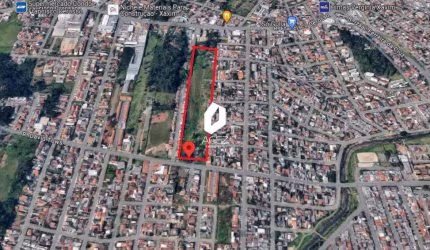 Terreno a venda em condomínio! Localizado no Xaxim, a menos de 900 metros da Fra