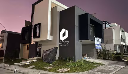 Sobrado novo a venda em condomínio fechado no Boa Vista
