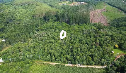 Área rural com 28 mil metros em Colombo.