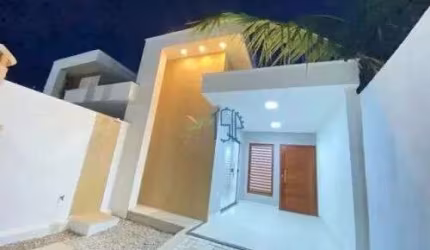 CASA EM NOVA ESPERANÇA - Excelente casa com fino acabamento disponível para venda!*