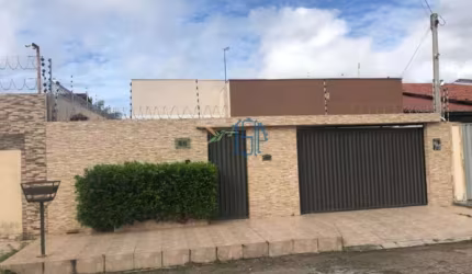 Casa Padrão/ Casa a venda/ Casa a venda em Cajupiranga/