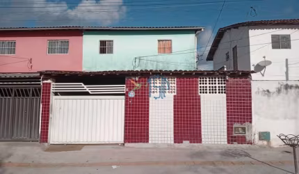 CASA PADRÃO/ CASA COM QUATRO QUARTOS/ CASA EM JOAO PESSOA/ CASA NO VALENTINA FIGUEIREDO