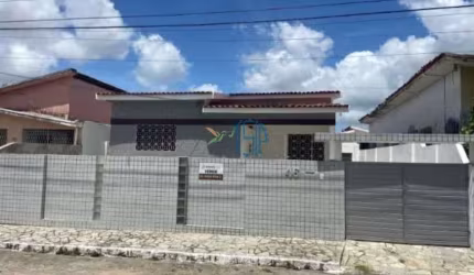 CASA PADRAO/ CASA NO JAGUARIBE/ CASA EM JOAO PESSOA/ CASA COM 4 QUARTOS/ CASA BEIRA MAR