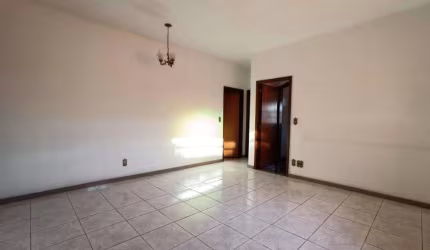 Casa à venda, 3 quartos, 1 suíte, 3 vagas, Tirol - Belo Horizonte/MG