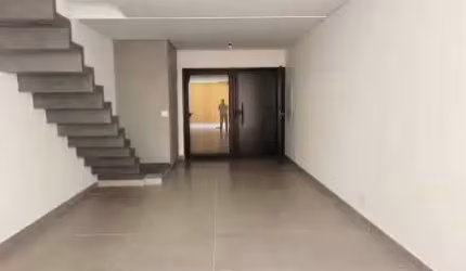 Casa à Venda Rua Dr Claudio Brasil Leitão, Pompeia/SP