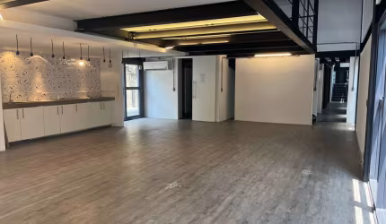 Conjunto Comercial para Venda ou Locação Rua Pereira Leite, Alto de Pinheiros/SP