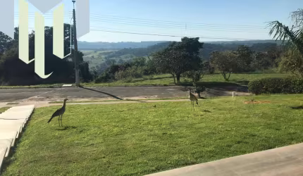 Casa em Condomínio de Luxo à Venda em Marília-SP, Residencial Vale Verde: 3 Quartos, 3 Suítes, 1 Sala, 4 Banheiros, 6 Vagas, 250m².
