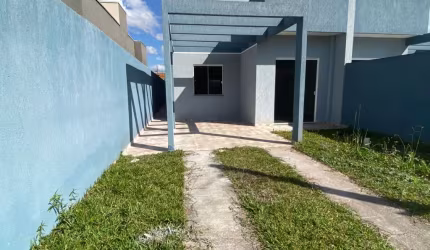 Casa térrea com 3 quartos no Jardim Fabíola