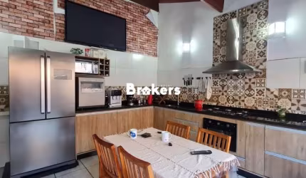 Casa com 1 quarto à venda na Rua Gilberto de Almeida Curado, 36, Fazenda Grande, Jundiaí, 70 m2 por R$ 396.000