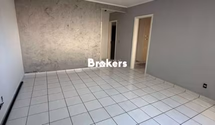Apartamento com 2 quartos para alugar na Avenida Benedicto Castilho de Andrade, Parque Residencial Eloy Chaves, Jundiaí, 64 m2 por R$ 2.400