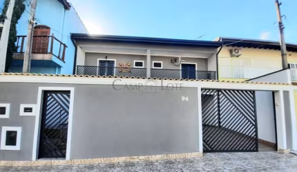 Casa com 4 quartos à venda na Rua Professor Carlos Cristóvão Zink, 94, Vila Manoel Ferreira, Campinas, 250 m2 por R$ 800.000
