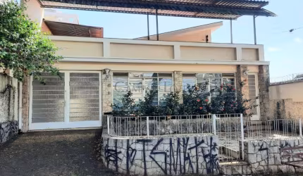 Casa com 3 quartos à venda na Rua Padre Camargo Lacerda, 266, Vila Rossi Borghi e Siqueira, Campinas, 213 m2 por R$ 700.000