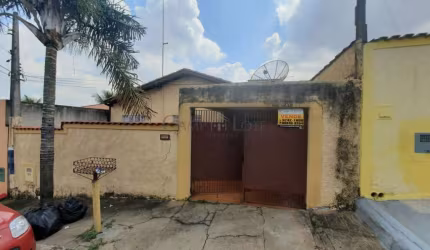 Casa com 3 quartos à venda na Rua Aracaju, 58, Vila Perseu Leite de Barros, Campinas, 132 m2 por R$ 380.000