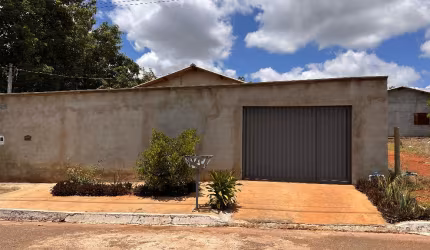 Casa à venda no Jardim Tangará, Caldas Novas - GO