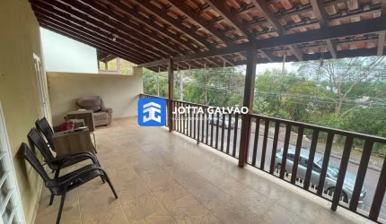Casa com 4 quartos à venda na Rua Laudo Ismael Fanger, 120, Bosque, Vinhedo, 165 m2 por R$ 837.400
