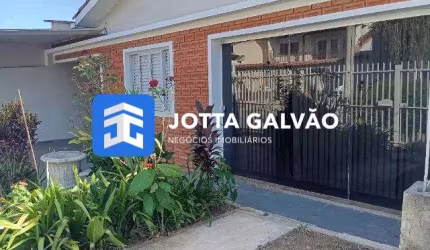 Casa com 3 quartos à venda na Rua Alexandre Humberto Moletta, 55, Jardim Pinheiros, Valinhos, 300 m2 por R$ 695.000