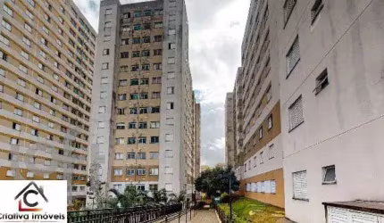 Apartamento em Itaquera  -  São Paulo  semi novo.