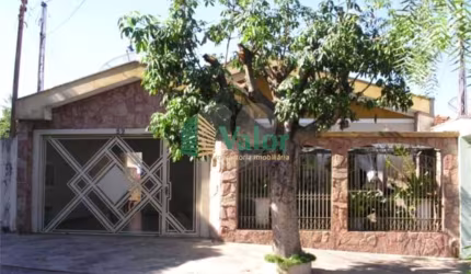 Casa-São Carlos-Vila Santa Madre Cabrini | Ref.: REO624167