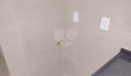 Apartamento no Condomínio Residencial Itaipu